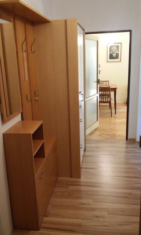 Retro Apartment Brezno Esterno foto